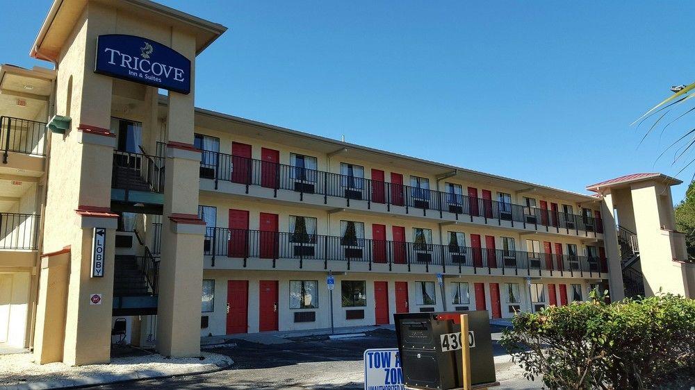 Tricove Inn & Suites Джэксонвиль Экстерьер фото